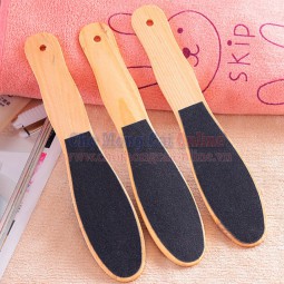Dụng cụ chăm sóc móng tay chân.