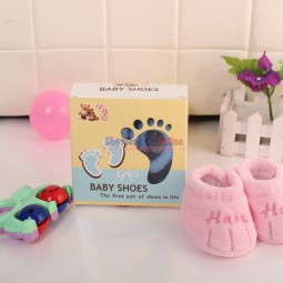 Giày tất giữ ấm cho bé 01