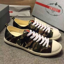 Giày sneaker bộ đội GNA010