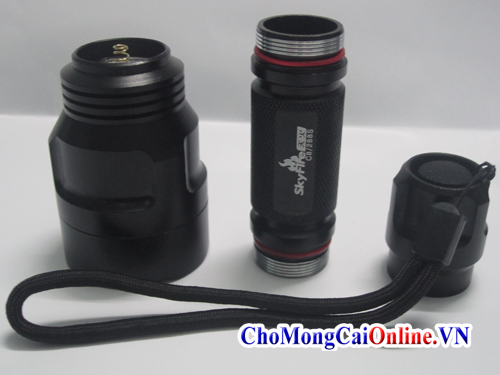 den-pin-skyfire-c8 3