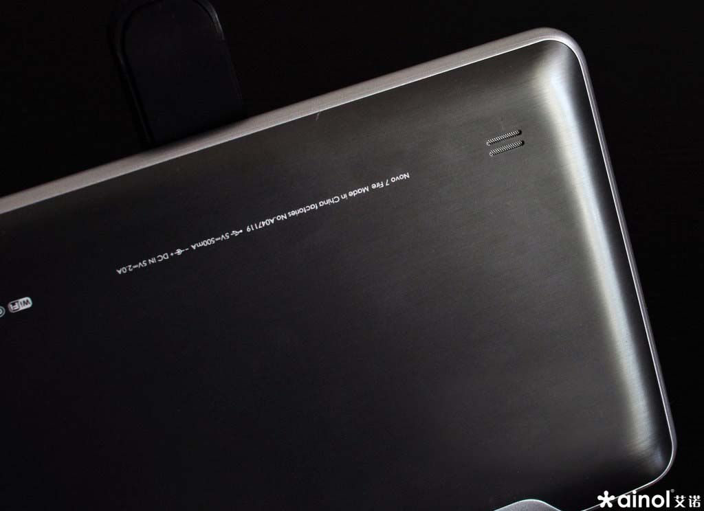 may-tinh-bang-ainol-novo-7-fire 6